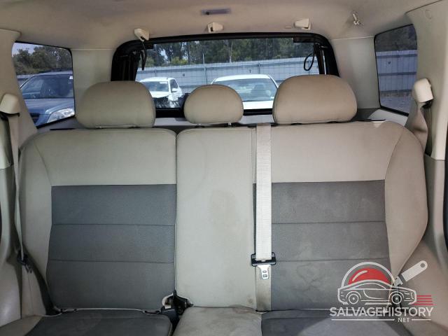 1FMCU93178KA96991 2008 FORD ESCAPE photo no. 10