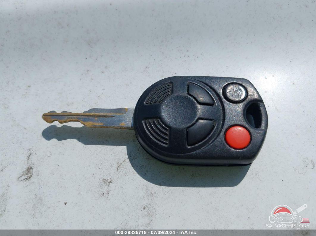 1FMCU93Z78KD31847 2008 FORD ESCAPE photo no. 11