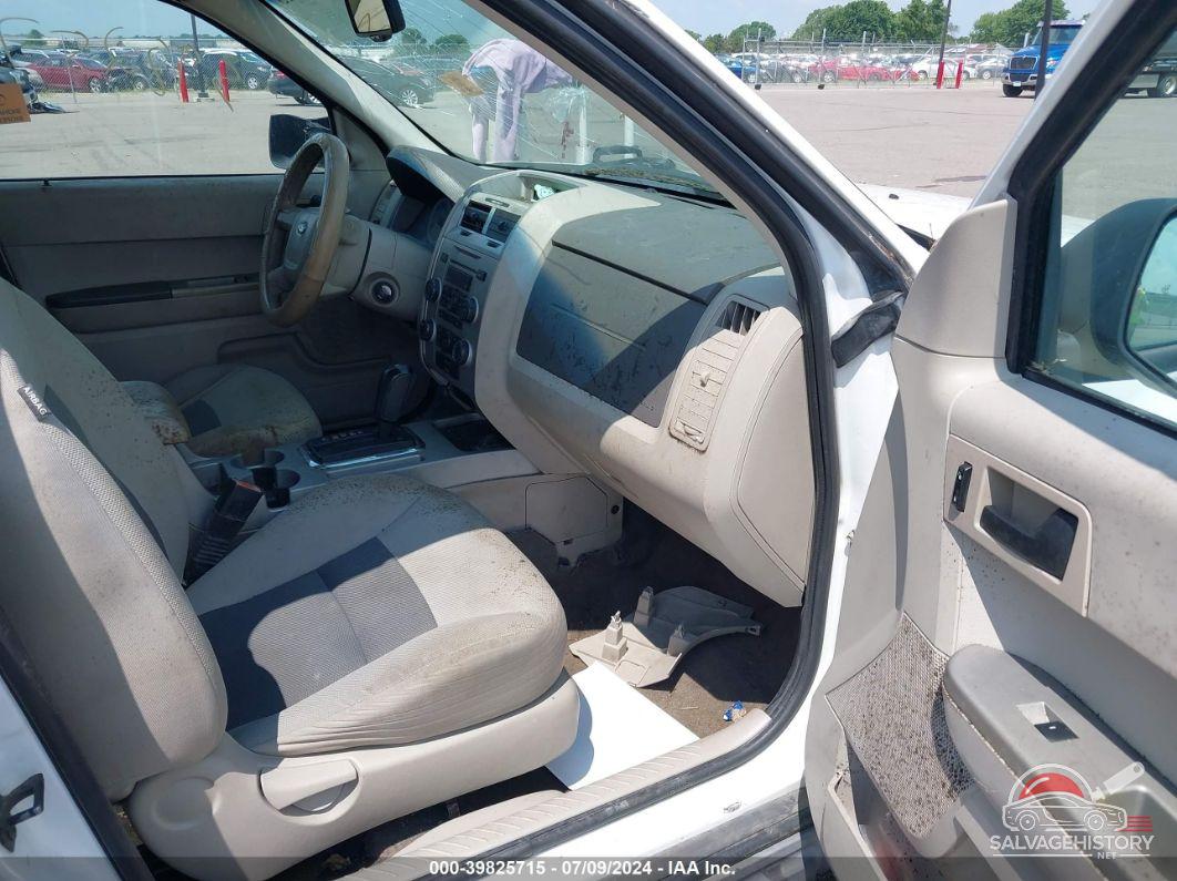 1FMCU93Z78KD31847 2008 FORD ESCAPE photo no. 5