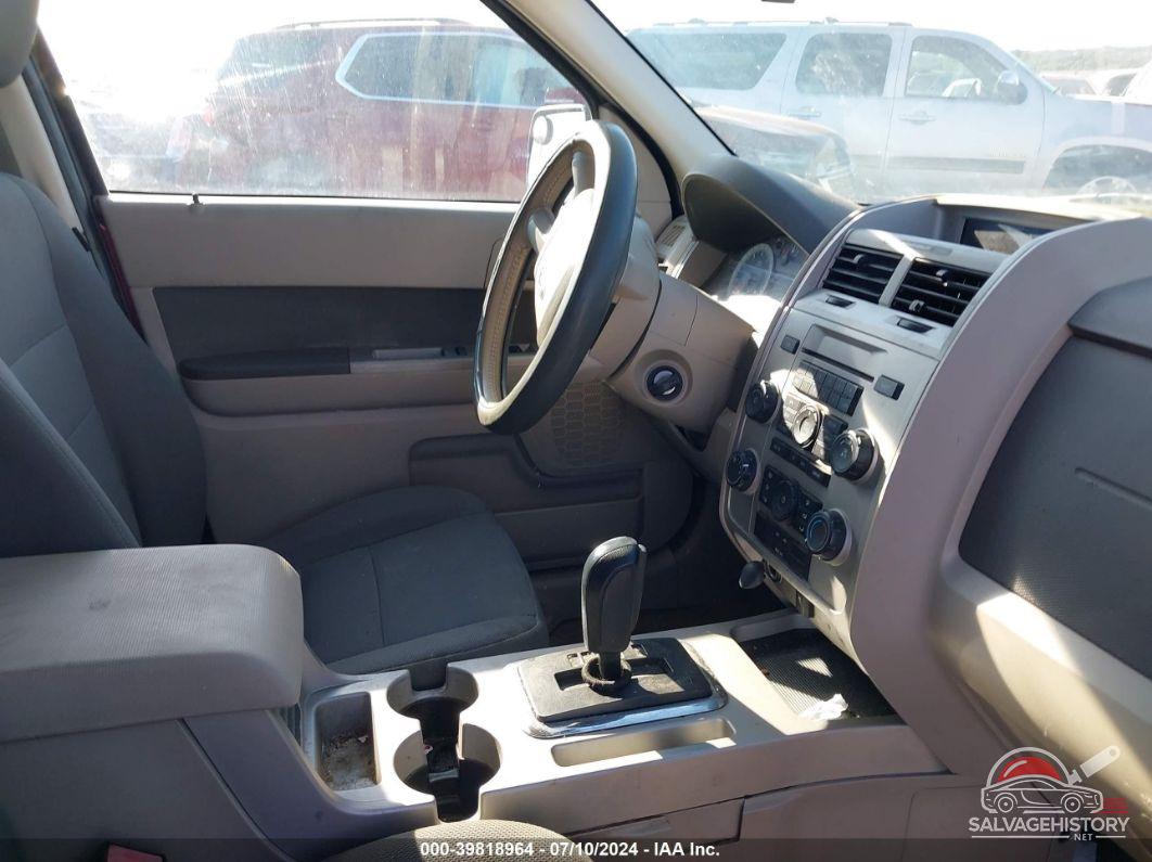 1FMCU03789KA60227 2009 FORD ESCAPE photo no. 5