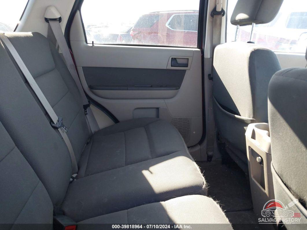 1FMCU03789KA60227 2009 FORD ESCAPE photo no. 8