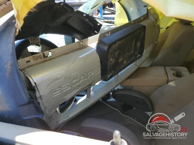 1FMCU93G59KC03476 2009 FORD ESCAPE photo no. 8