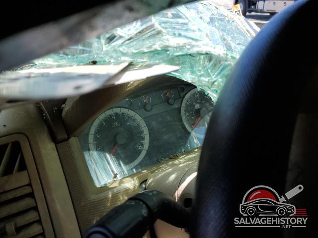 1FMCU93G59KC03476 2009 FORD ESCAPE photo no. 9