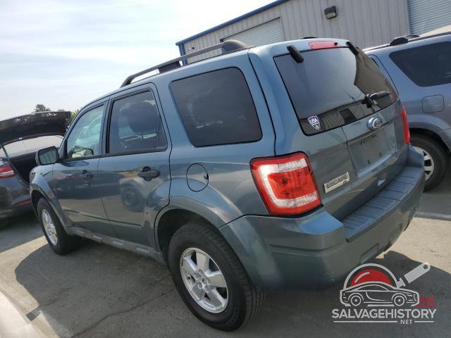 1FMCU0D79AKA04588 2010 FORD ESCAPE photo no. 2