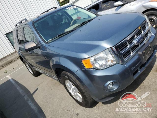 1FMCU0D79AKA04588 2010 FORD ESCAPE photo no. 4