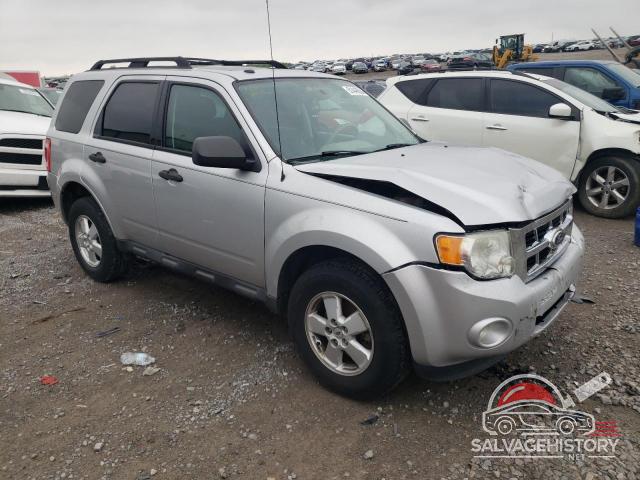 1FMCU0D7XAKD09792 2010 FORD ESCAPE photo no. 4