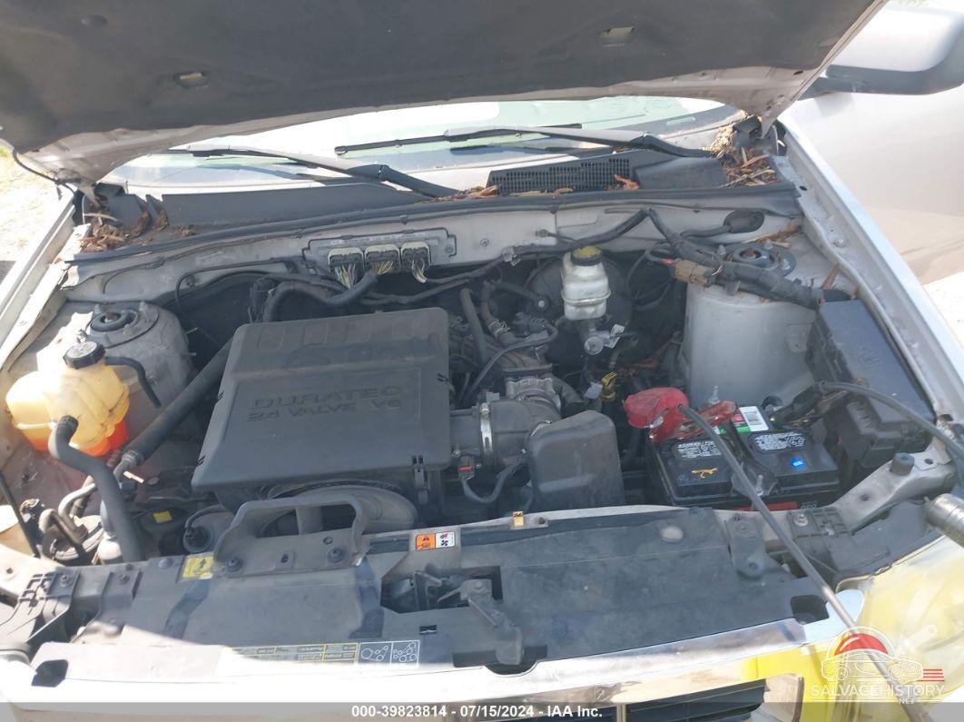 1FMCU0DG4AKA02408 2010 FORD ESCAPE photo no. 10