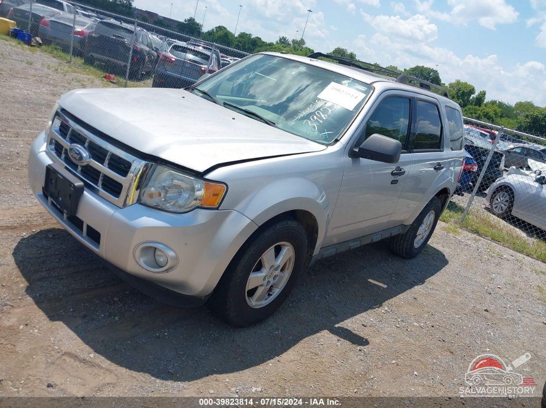 1FMCU0DG4AKA02408 2010 FORD ESCAPE photo no. 2