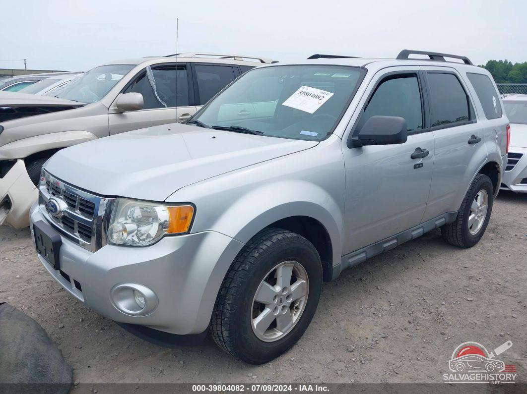 1FMCU0DGXAKC88619 2010 FORD ESCAPE photo no. 2