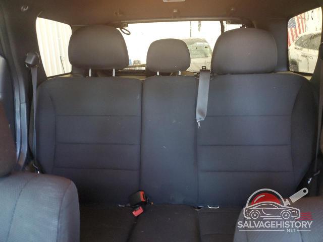 1FMCU9D73AKB80606 2010 FORD ESCAPE photo no. 10