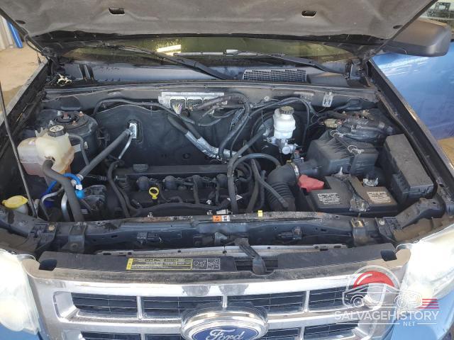 1FMCU9D73AKB80606 2010 FORD ESCAPE photo no. 12