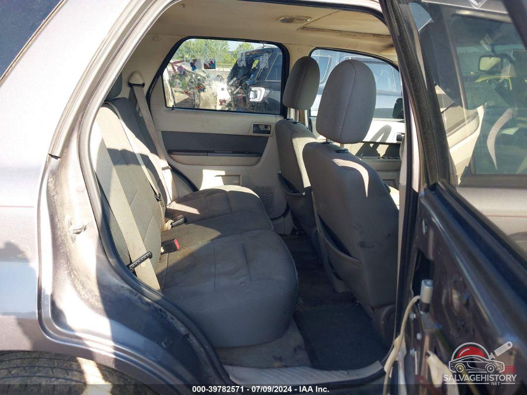 1FMCU9D77AKA29901 2010 FORD ESCAPE photo no. 8