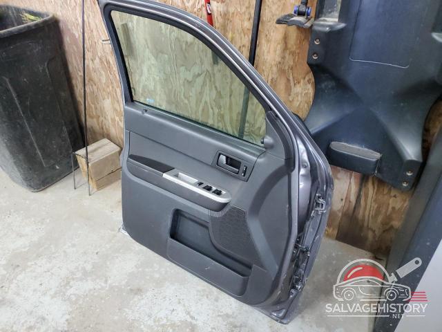 1FMCU9DGXAKC58475 2010 FORD ESCAPE photo no. 13