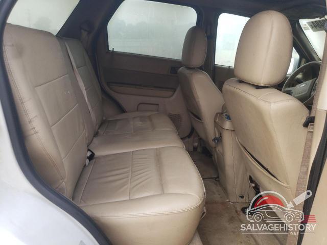 1FMCU0D77BKB24049 2011 FORD ESCAPE photo no. 11