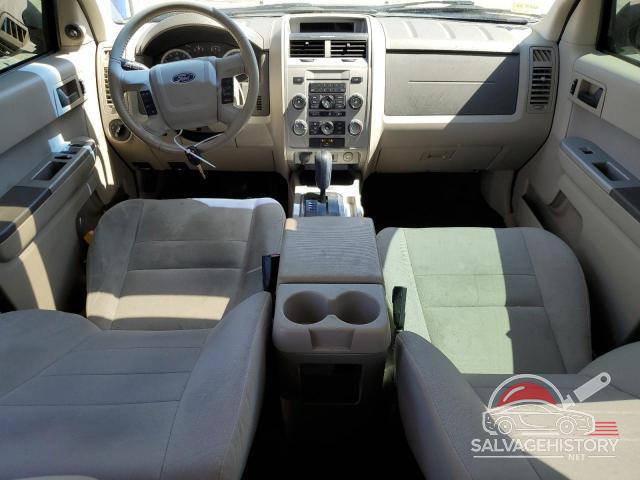 1FMCU9DGXBKB98067 2011 FORD ESCAPE photo no. 8
