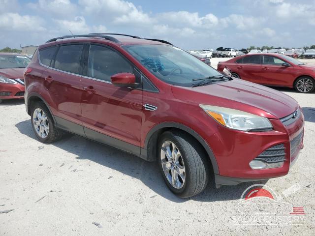 1FMCU0GX3DUC85646 2013 FORD ESCAPE photo no. 4