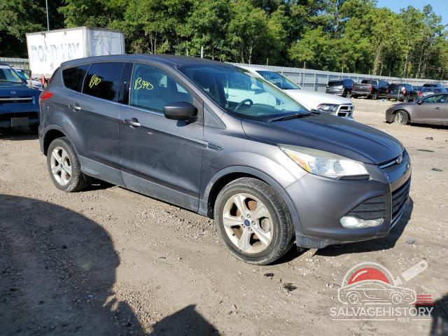 1FMCU0GX8DUD63922 2013 FORD ESCAPE photo no. 4