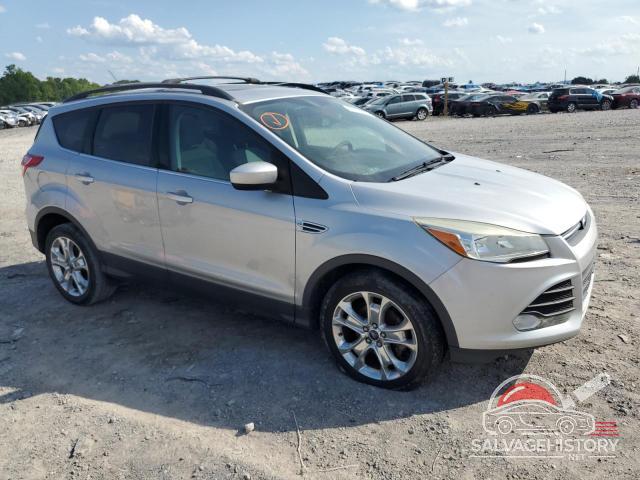 1FMCU0GX9DUC67331 2013 FORD ESCAPE photo no. 4