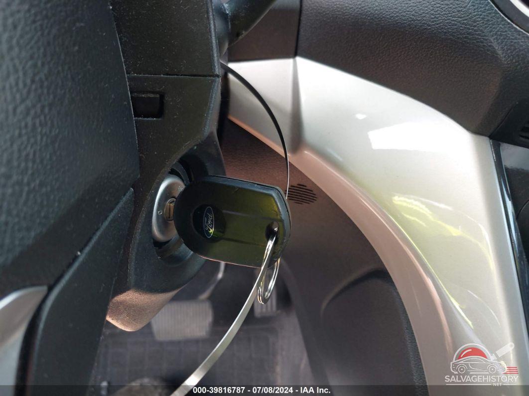 1FMCU0HX2DUC98936 2013 FORD ESCAPE photo no. 11