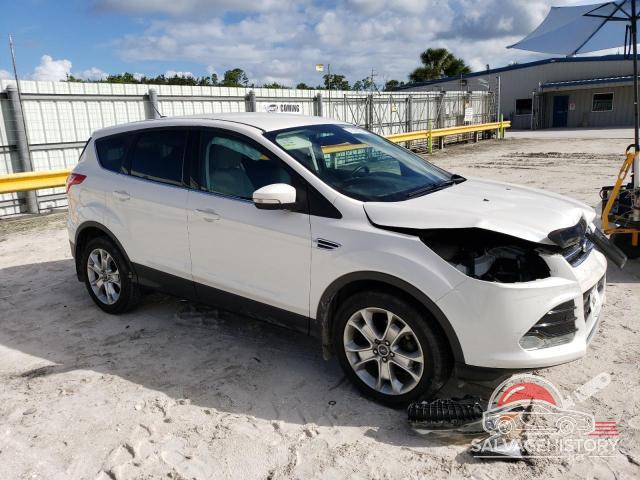 1FMCU0HX6DUB51230 2013 FORD ESCAPE photo no. 4