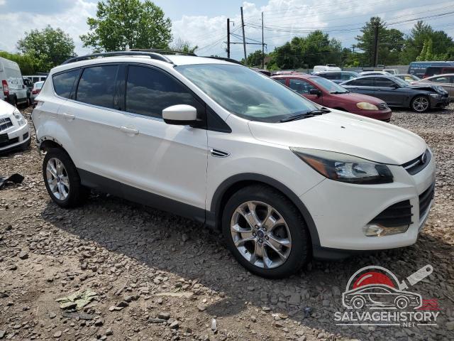 1FMCU9G98DUC41020 2013 FORD ESCAPE photo no. 4