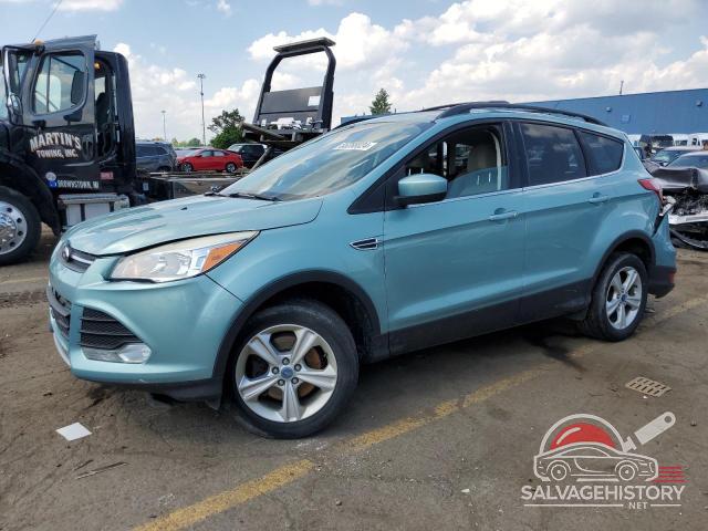 1FMCU9GX0DUA89555 2013 FORD ESCAPE photo no. 2