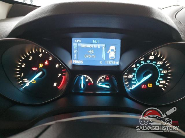 1FMCU0GXXEUD25819 2014 FORD ESCAPE photo no. 9