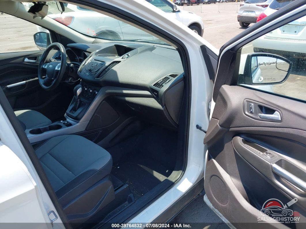 1FMCU0GX2FUC02050 2015 FORD ESCAPE photo no. 5