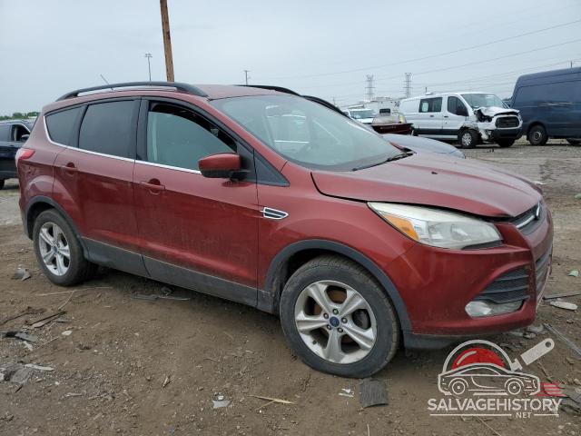 1FMCU0GX5FUA64276 2015 FORD ESCAPE photo no. 4