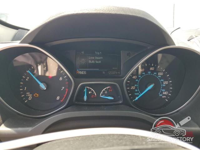 1FMCU0GX8FUA46158 2015 FORD ESCAPE photo no. 9