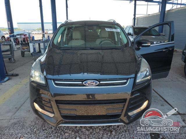 1FMCU0J91FUA31589 2015 FORD ESCAPE photo no. 5