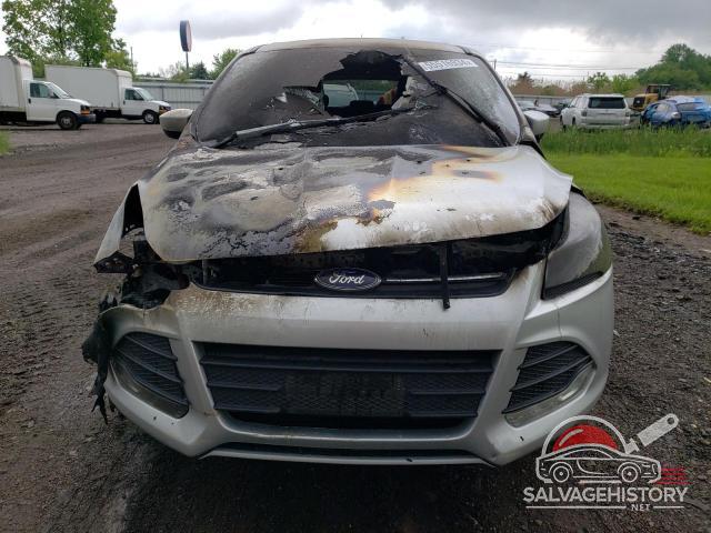 1FMCU9GX4FUB33110 2015 FORD ESCAPE photo no. 5