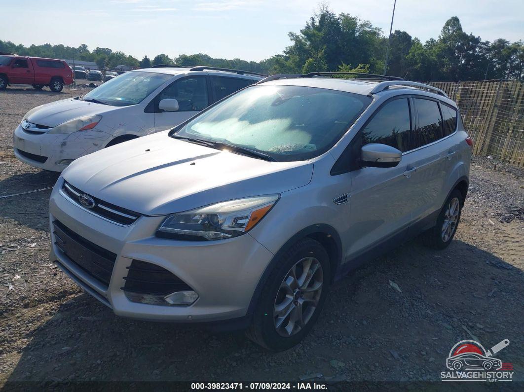 1FMCU9JX1FUB67210 2015 FORD ESCAPE photo no. 2
