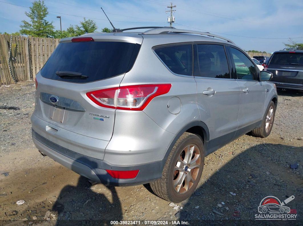 1FMCU9JX1FUB67210 2015 FORD ESCAPE photo no. 4