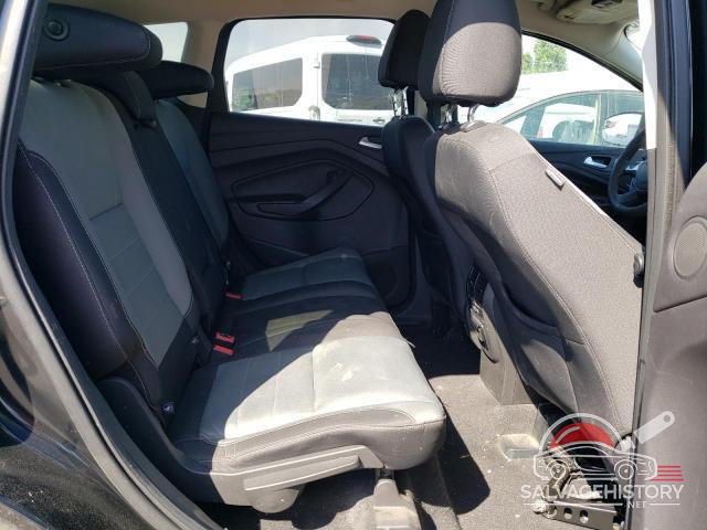 1FMCU0GX4GUB48218 2016 FORD ESCAPE photo no. 10