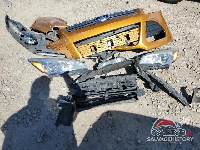 1FMCU9GX8GUC62291 2016 FORD ESCAPE photo no. 13