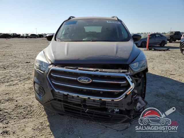 1FMCU0G93HUA32429 2017 FORD ESCAPE photo no. 5