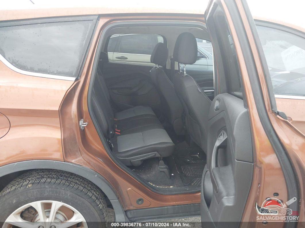 1FMCU0GD1HUA36340 2017 FORD ESCAPE photo no. 8