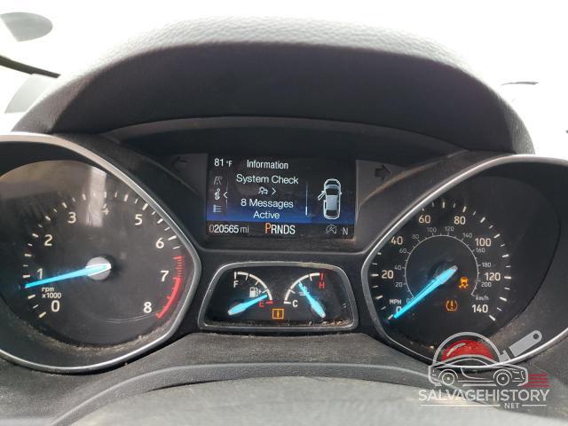 1FMCU0GD7HUF05088 2017 FORD ESCAPE photo no. 9