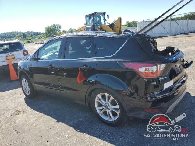 1FMCU9GD4HUB45525 2017 FORD ESCAPE photo no. 2