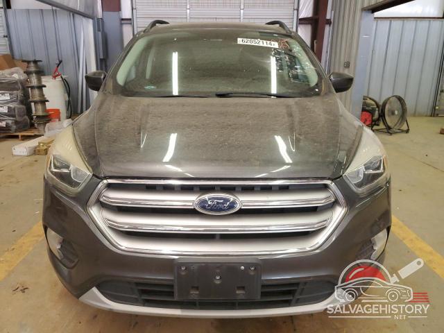 1FMCU9GDXHUB77282 2017 FORD ESCAPE photo no. 5