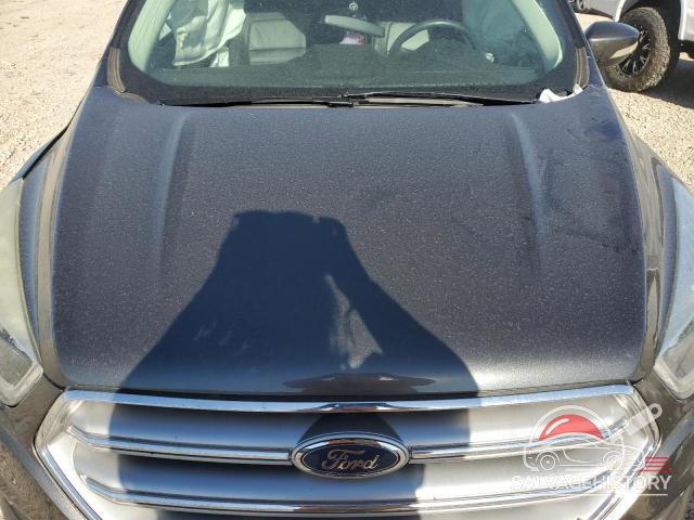 1FMCU9J97HUE73039 2017 FORD ESCAPE photo no. 11