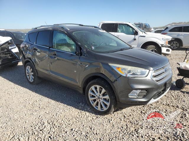 1FMCU9J97HUE73039 2017 FORD ESCAPE photo no. 4