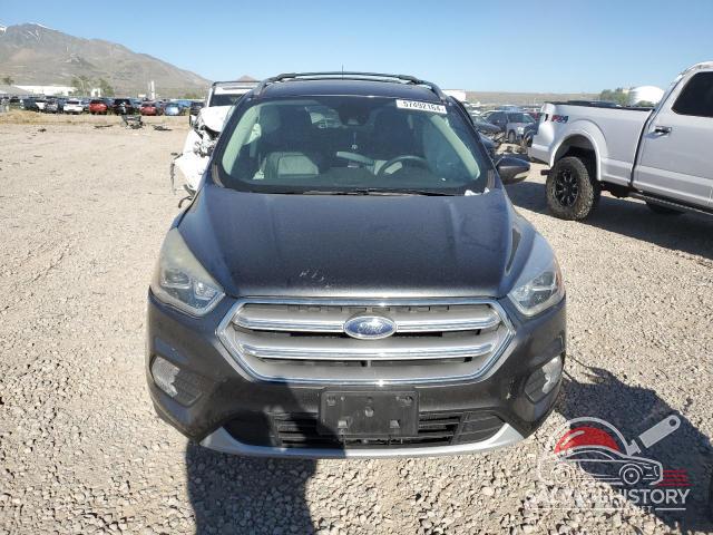 1FMCU9J97HUE73039 2017 FORD ESCAPE photo no. 5