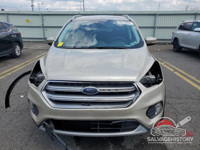 1FMCU9JDXHUD03701 2017 FORD ESCAPE photo no. 5