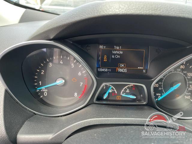 1FMCU0GD3JUA73606 2018 FORD ESCAPE photo no. 8