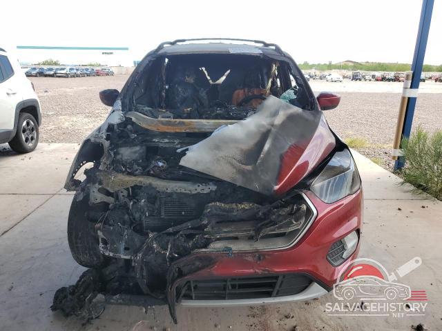 1FMCU0GD3JUA75792 2018 FORD ESCAPE photo no. 5