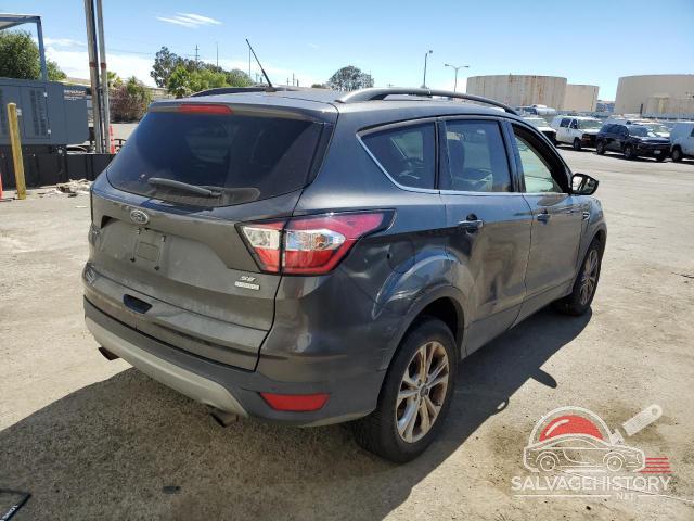 1FMCU0GD5JUC19925 2018 FORD ESCAPE photo no. 3