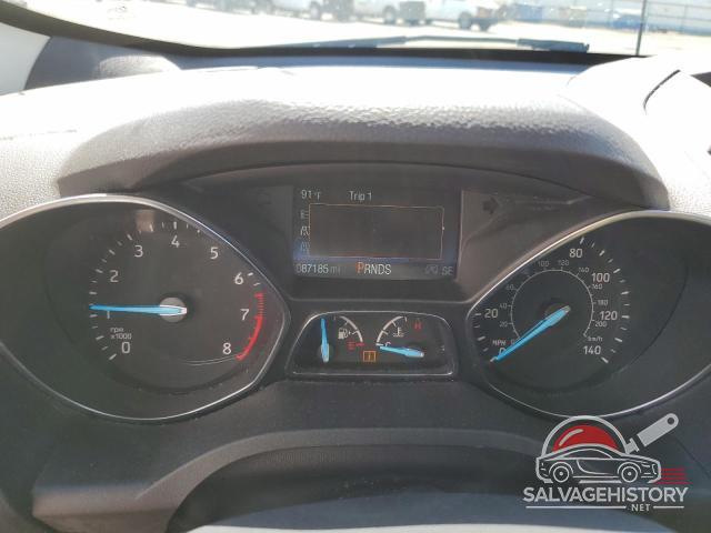 1FMCU0GD5JUC19925 2018 FORD ESCAPE photo no. 9