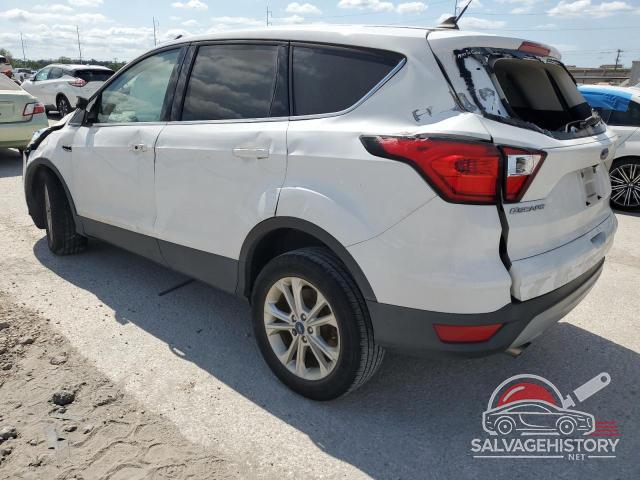 1FMCU0GD1KUA11493 2019 FORD ESCAPE photo no. 2